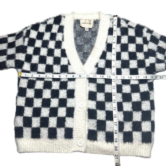 Industry | Women | Black White Checkered Fluffy Knit Button Up Cardigan | Medium - Picture 4 of 12